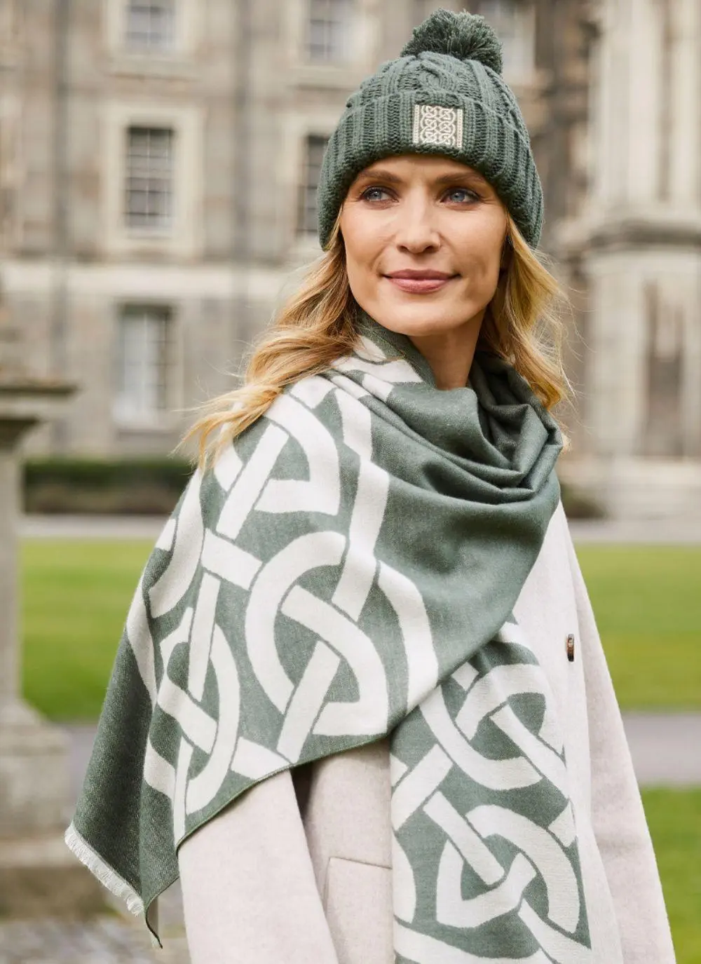 Aran Pom-Pom Beanie